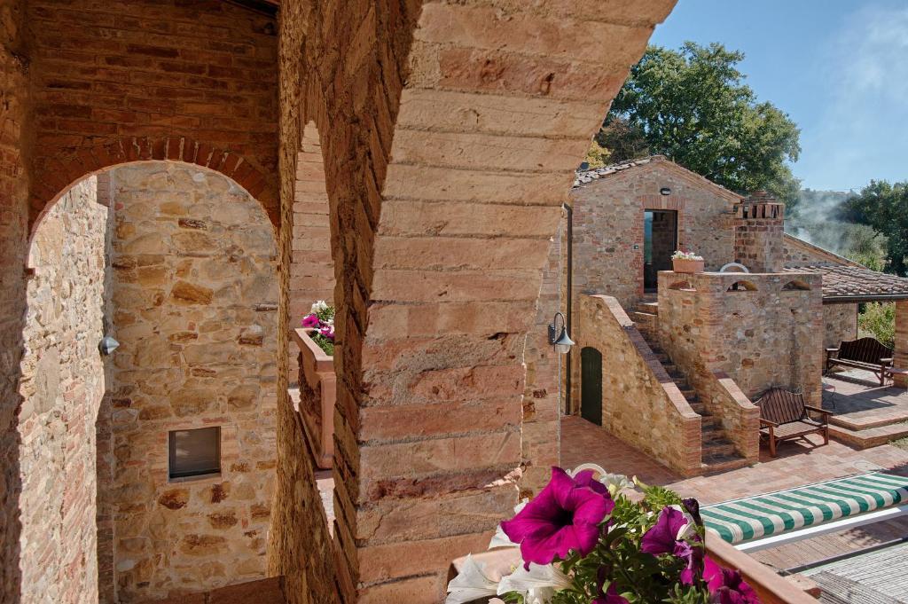 Podere La Ciabatta Casole dʼElsa Eksteriør bilde